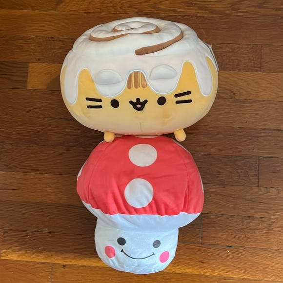 Gund Other - Pusheen Catfe Cinnamon Roll Squisheen. NWT. GUND #6061525